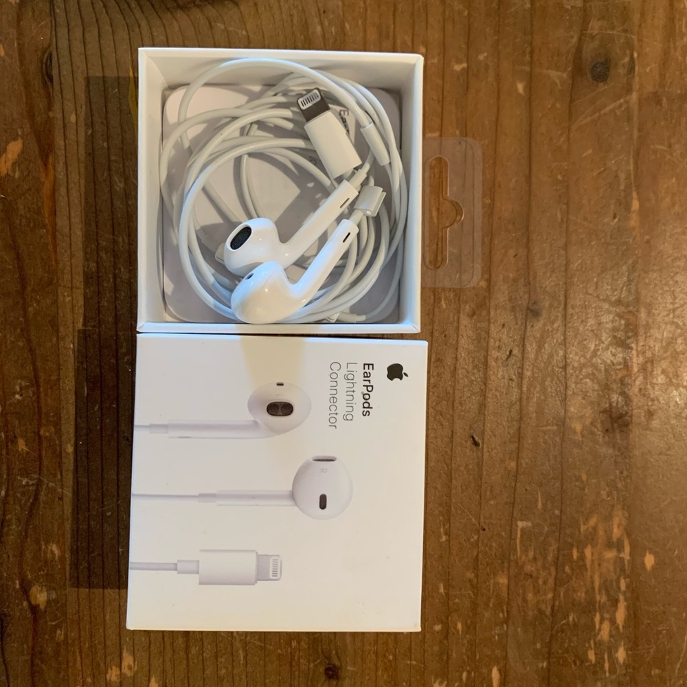 Brand New EarPods - Lightning Connector